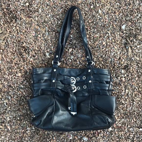 b makowsky shoulder bag